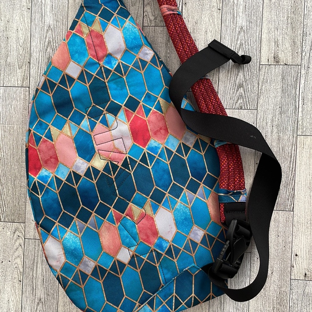 Kavu Multicolor Geometric Backpack - Picture 2 of 4
